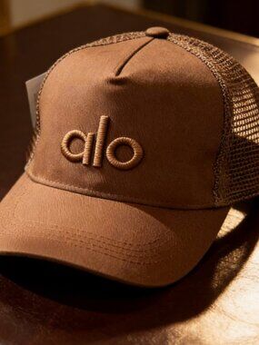 Alo Yoga Brown Sporty Mesh Baseball Cap